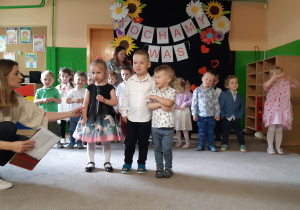 Dzieci występują dla rodziców